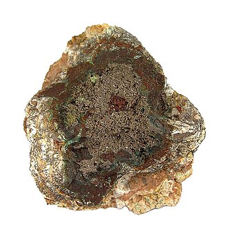 Kerarqirit (buynuz gümüş)