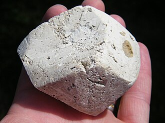 Sepiolit (dəniz köpüyü)