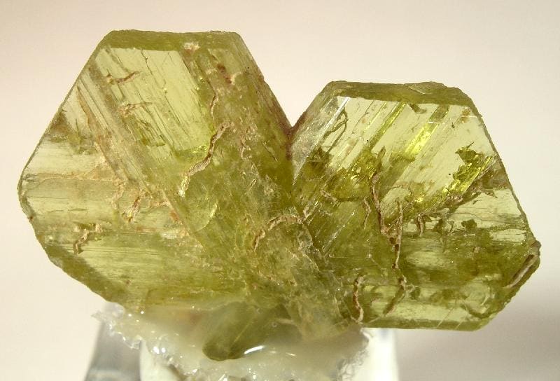 Xrizoberil (aleksandrit)